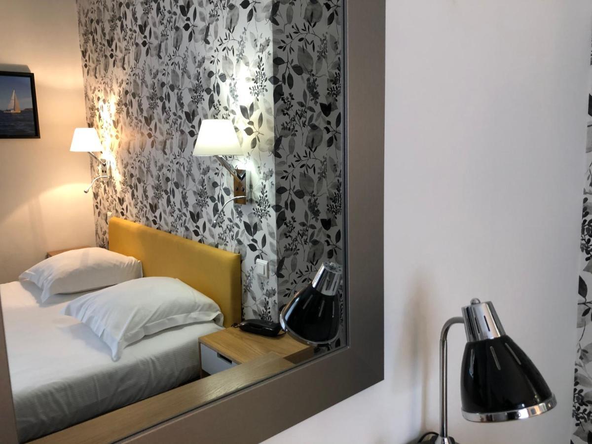 Hotel Ajoncs D'Or سان مالو المظهر الخارجي الصورة