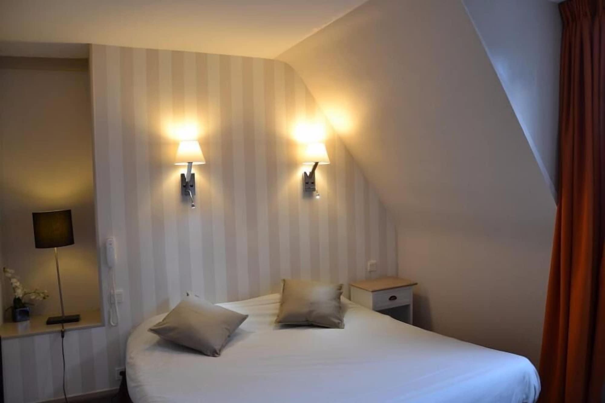 Hotel Ajoncs D'Or سان مالو المظهر الخارجي الصورة